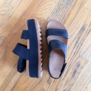 Reef Women's Black and Tan Platform Sandals